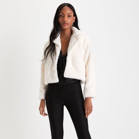 Lulu's Cozy Elegance Cream Faux Fur Textured Collared Jacket - Large - Picture 1 of 8